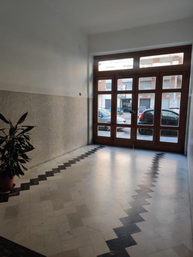 Suite Maison Tropical - Luxury Apartment In บารี ภายนอก รูปภาพ